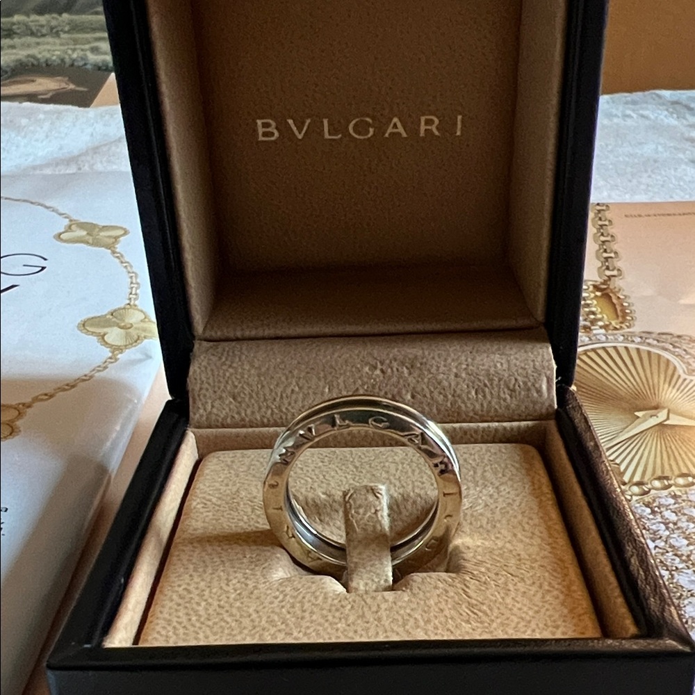 Bvlgari B Zero 1 White wedding band ring.
